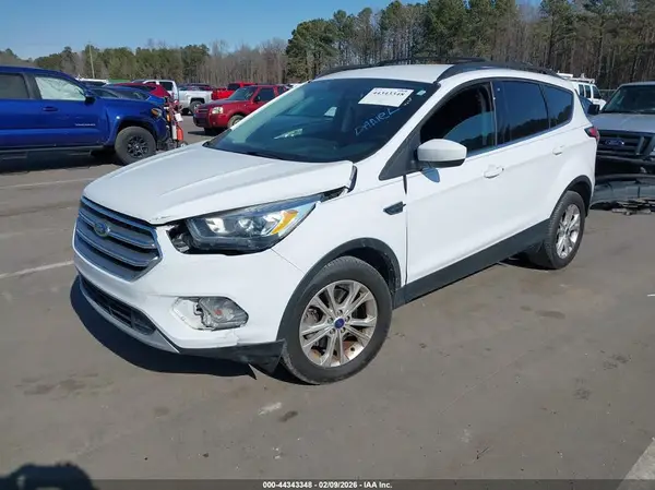 1FMCU0G93HUB72917 2017 FORD ESCAPE - Image 2