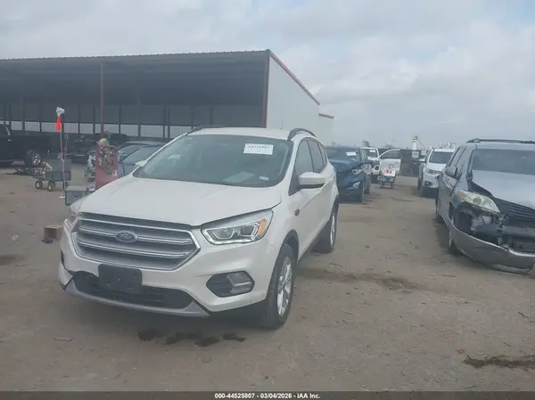 1FMCU0G93HUC07116 2017 FORD ESCAPE - Image 2