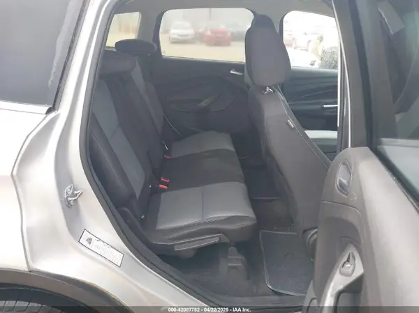 1FMCU0G93HUC99165 2017 FORD ESCAPE - Image 8