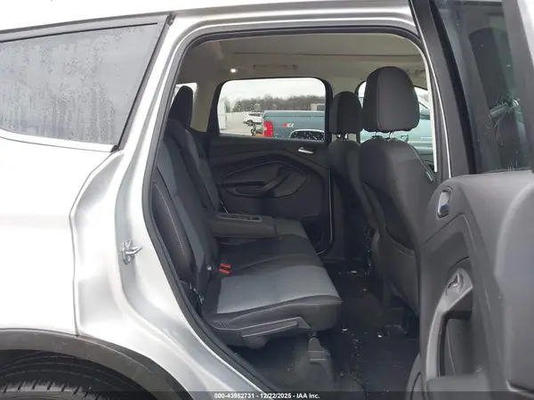 1FMCU0G93HUD67044 2017 FORD ESCAPE - Image 8