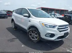 1FMCU0G93HUD93367 2017 FORD ESCAPE