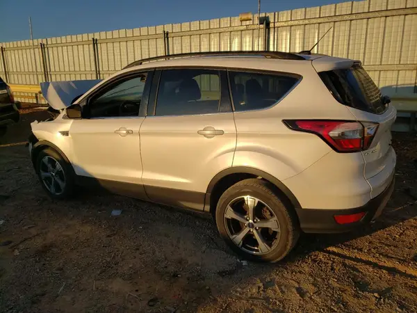 1FMCU0G93HUE51624 2017 FORD ESCAPE - Image 2