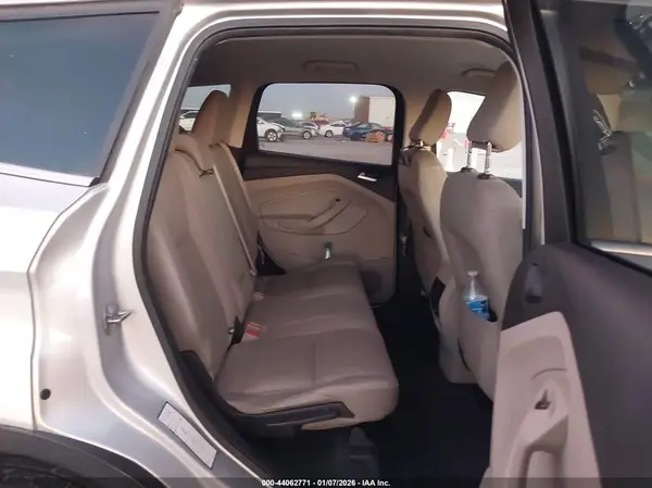1FMCU0G93JUB49000 2018 FORD ESCAPE - Image 8