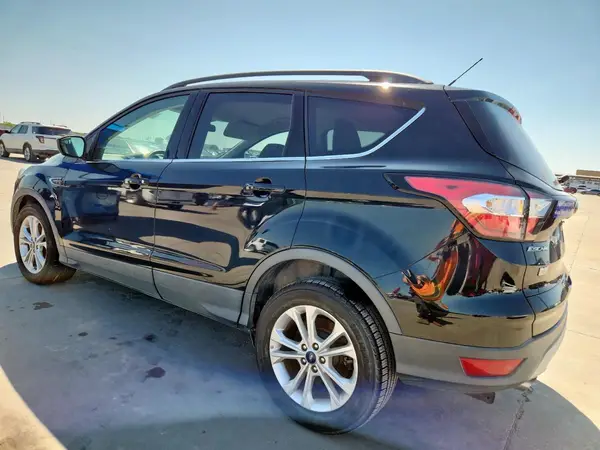 1FMCU0G93JUC41322 2018 FORD ESCAPE - Image 2
