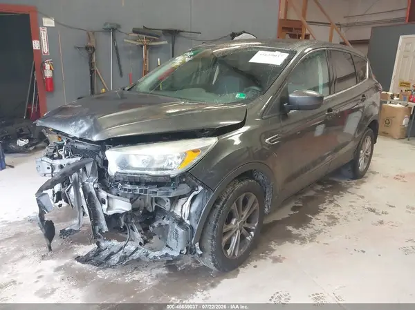 1FMCU0G94HUA15722 2017 FORD ESCAPE - Image 2