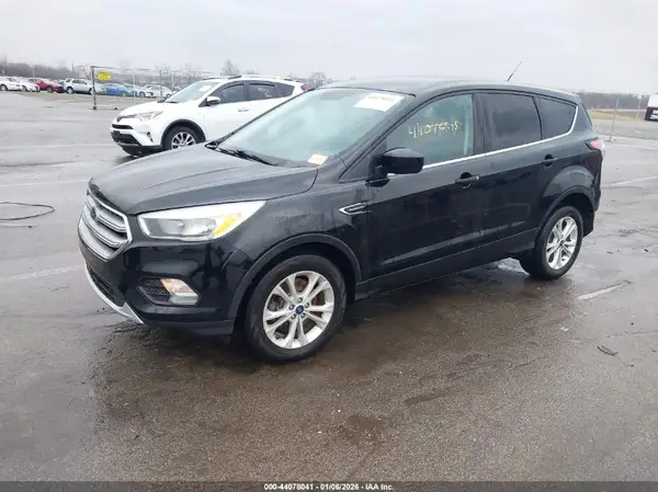 1FMCU0G94HUA21889 2017 FORD ESCAPE - Image 2