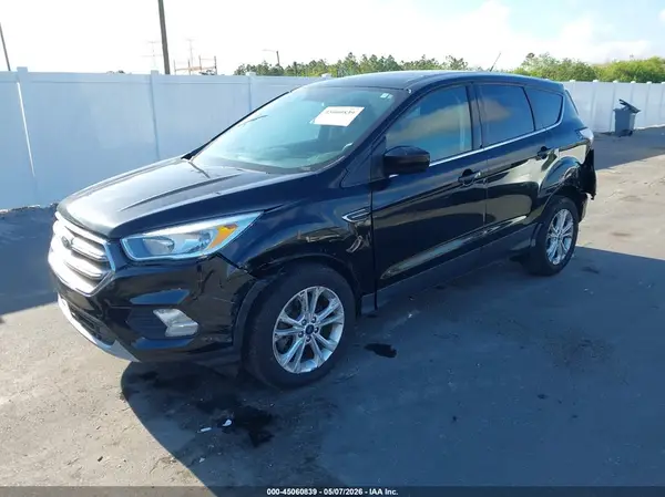 1FMCU0G94HUA24274 2017 FORD ESCAPE - Image 2