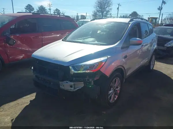 1FMCU0G94HUB26075 2017 FORD ESCAPE - Image 2