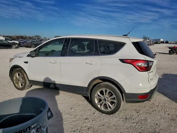 1FMCU0G94HUB46441 2017 FORD ESCAPE - Image 2