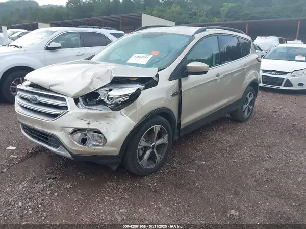 1FMCU0G94HUC42912 2017 FORD ESCAPE - Image 2