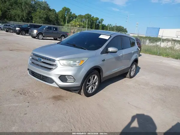 1FMCU0G94HUC52906 2017 FORD ESCAPE - Image 2