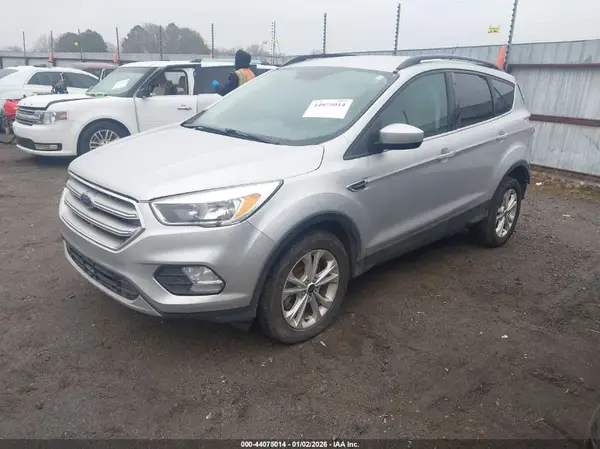 1FMCU0G94JUB48843 2018 FORD ESCAPE - Image 2