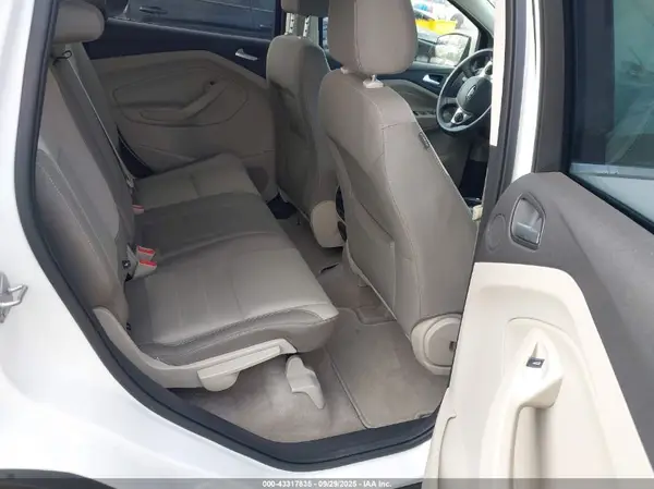 1FMCU0G95GUA42782 2016 FORD ESCAPE - Image 8