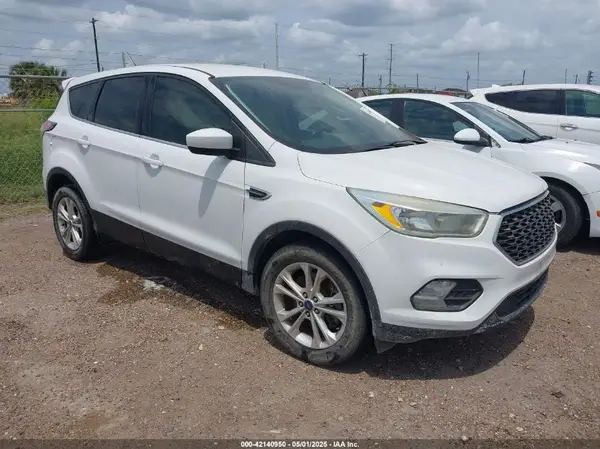 1FMCU0G95HUA69725 2017 FORD ESCAPE - Image 1