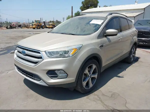 1FMCU0G95HUA82703 2017 FORD ESCAPE - Image 2