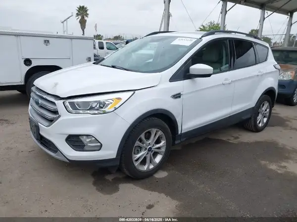 1FMCU0G95HUB53575 2017 FORD ESCAPE - Image 2