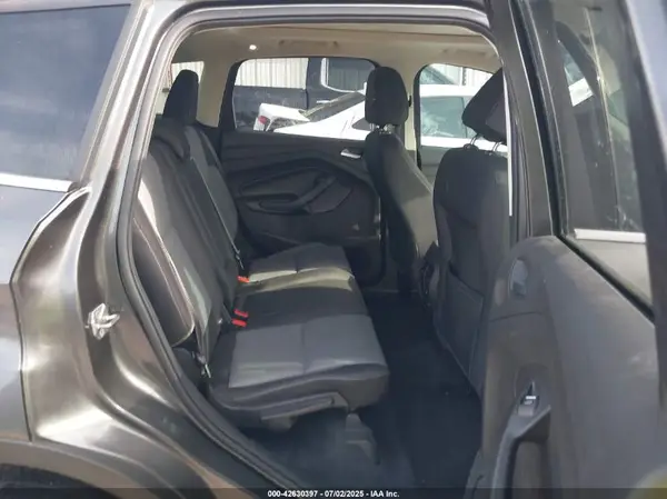 1FMCU0G95HUC00555 2017 FORD ESCAPE - Image 8