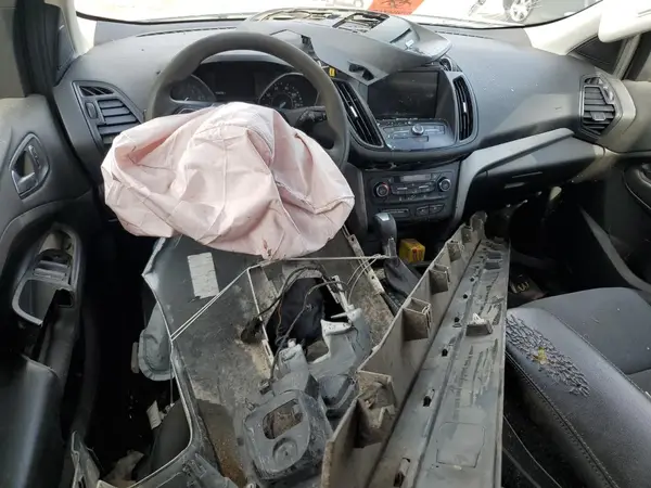 1FMCU0G95HUC35709 2017 FORD ESCAPE - Image 8