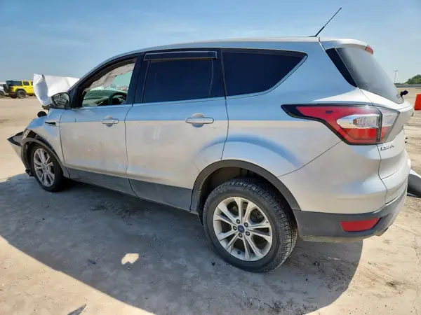 1FMCU0G95HUC52641 2017 FORD ESCAPE - Image 2