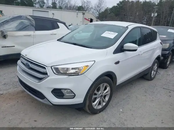 1FMCU0G95HUC56415 2017 FORD ESCAPE - Image 2
