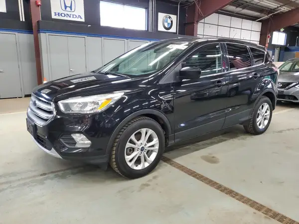 1FMCU0G95HUD43392 2017 FORD ESCAPE - Image 1