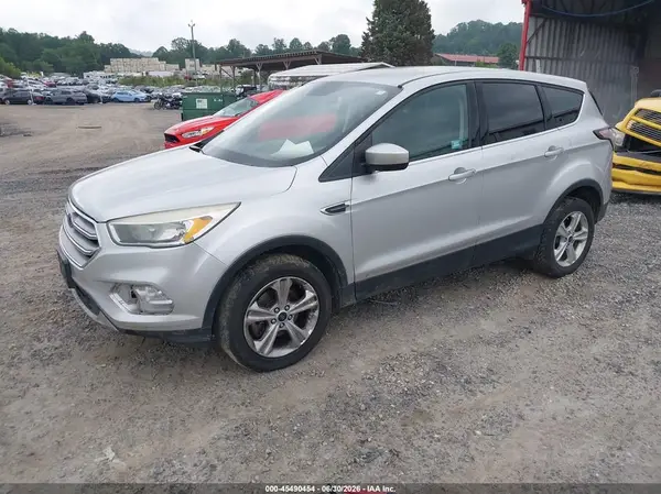 1FMCU0G95HUD66963 2017 FORD ESCAPE - Image 2