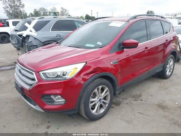 1FMCU0G95HUD95864 2017 FORD ESCAPE - Image 2