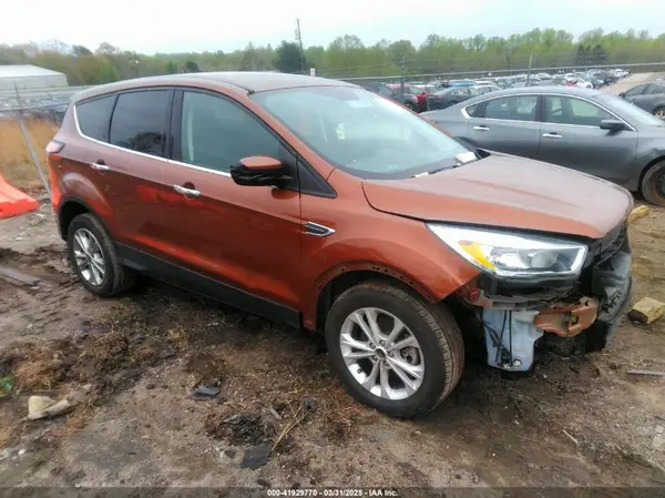 1FMCU0G95HUE02151 2017 FORD ESCAPE - Image 1