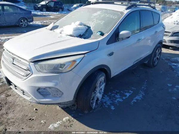 1FMCU0G95HUE28748 2017 FORD ESCAPE - Image 2