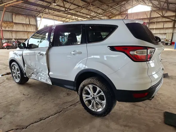 1FMCU0G95HUF09393 2017 FORD ESCAPE - Image 2