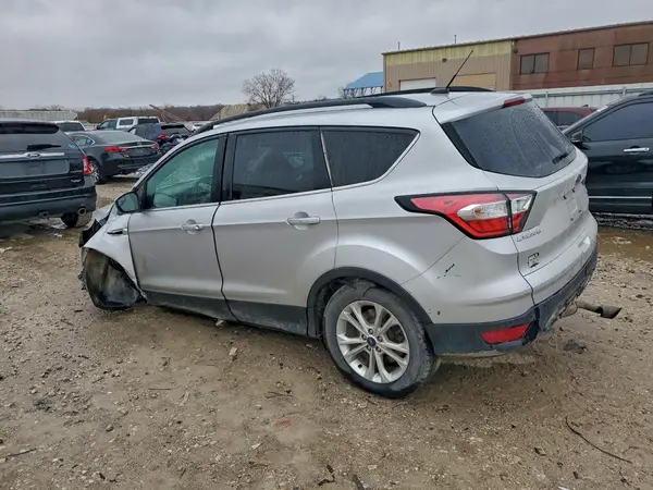 1FMCU0G95JUC41337 2018 FORD ESCAPE - Image 2