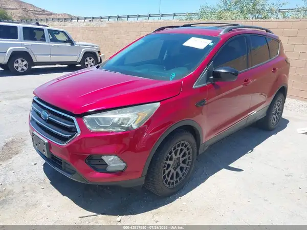 1FMCU0G96HUB61037 2017 FORD ESCAPE - Image 2