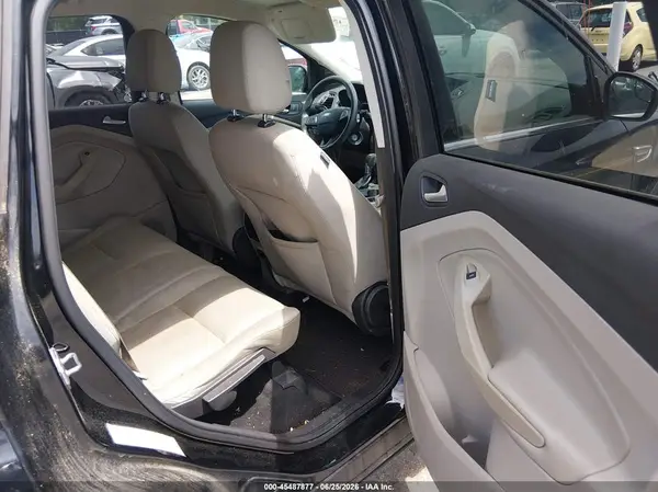 1FMCU0G96HUC28803 2017 FORD ESCAPE - Image 8