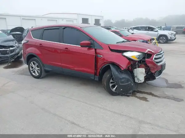 1FMCU0G96HUD45782 2017 FORD ESCAPE - Image 1