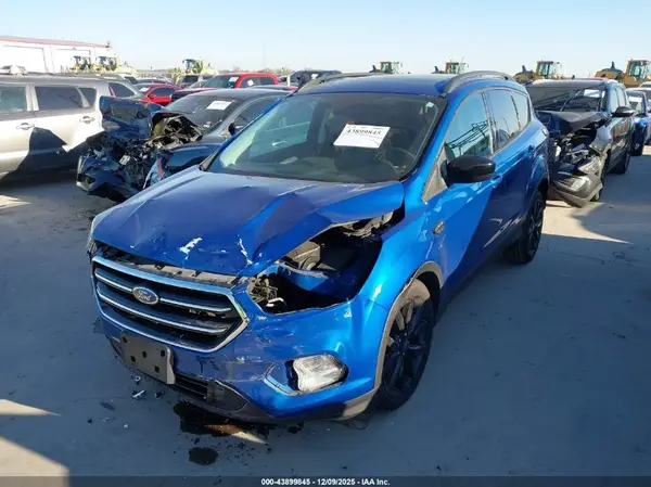 1FMCU0G96HUD49976 2017 FORD ESCAPE - Image 2