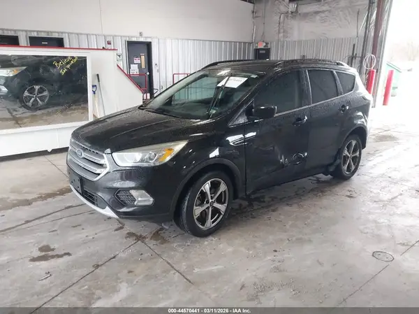 1FMCU0G96HUD53395 2017 FORD ESCAPE - Image 2