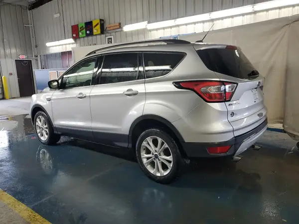 1FMCU0G96JUB49587 2018 FORD ESCAPE - Image 2