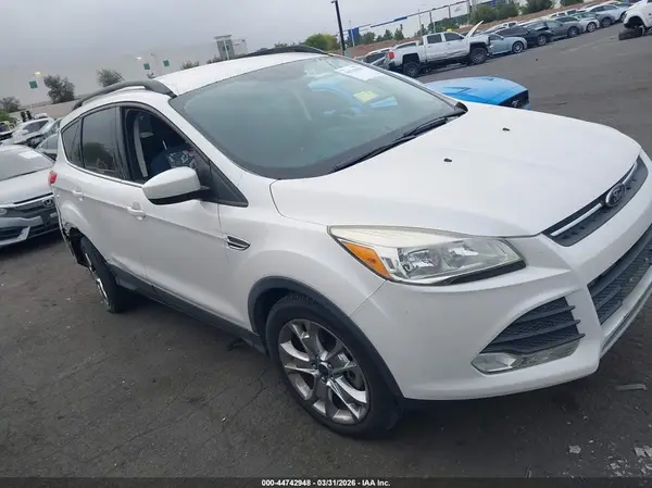 1FMCU0G97GUB38638 2016 FORD ESCAPE - Image 1