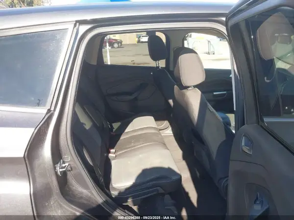 1FMCU0G97GUC45804 2016 FORD ESCAPE - Image 8