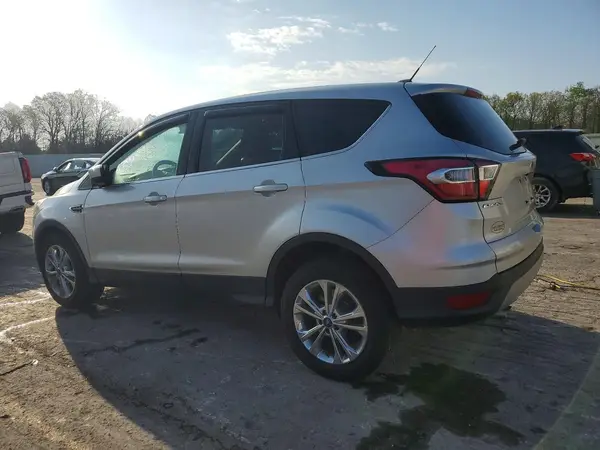1FMCU0G97HUA69709 2017 FORD ESCAPE - Image 2
