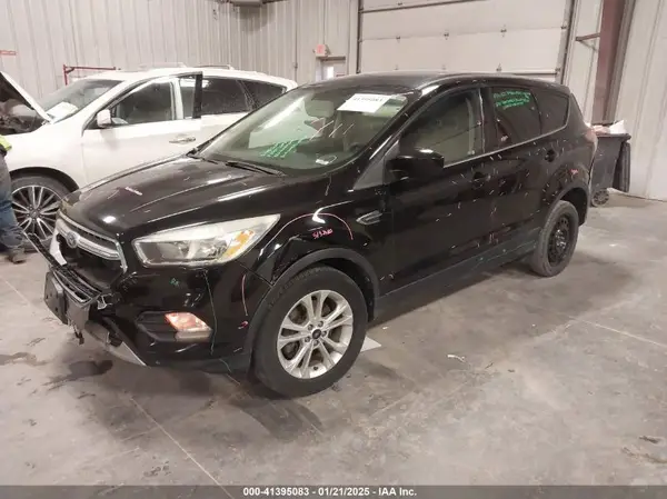 1FMCU0G97HUB31416 2017 FORD ESCAPE - Image 2