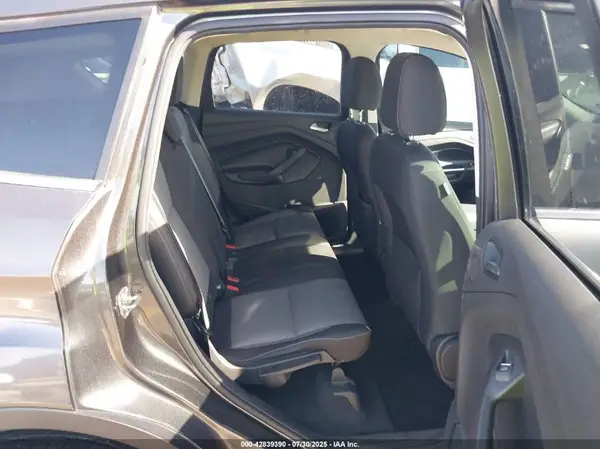 1FMCU0G97HUC14568 2017 FORD ESCAPE - Image 8