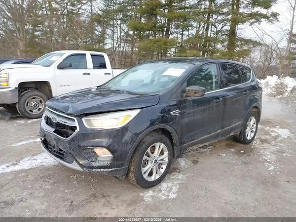 1FMCU0G97HUD77608 2017 FORD ESCAPE - Image 2