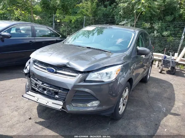 1FMCU0G98GUB25073 2016 FORD ESCAPE - Image 2