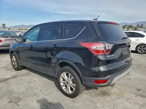 1FMCU0G98HUA24374 2017 FORD ESCAPE - Image 2