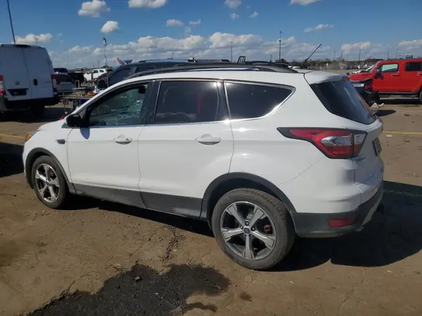 1FMCU0G98HUA91752 2017 FORD ESCAPE - Image 2