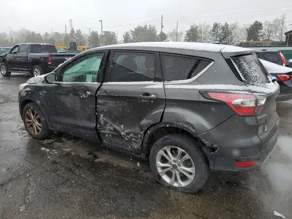 1FMCU0G98HUB04712 2017 FORD ESCAPE - Image 2