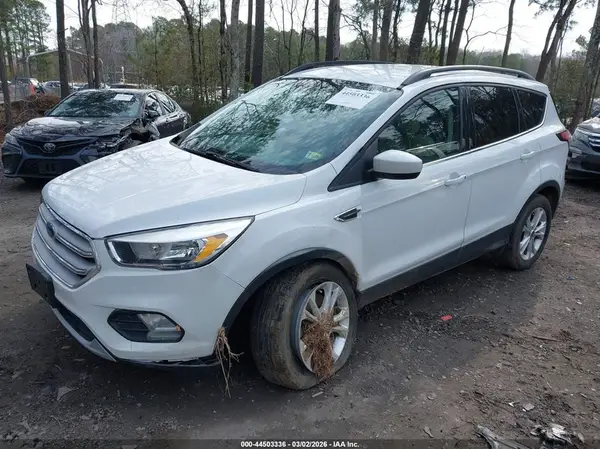 1FMCU0G98JUC64949 2018 FORD ESCAPE - Image 2