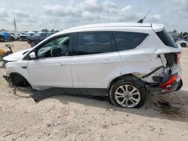 1FMCU0G98KUC08740 2019 FORD ESCAPE - Image 2