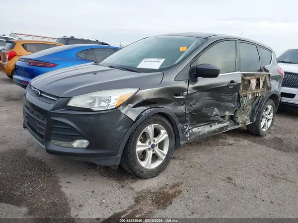 1FMCU0G99GUA54420 2016 FORD ESCAPE - Image 2